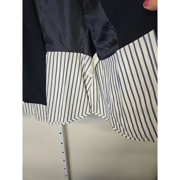 Zara Basic Navy Blue Blazer with Striped Shirt Hem Detail Size Large Womens - Picture 4 of 4